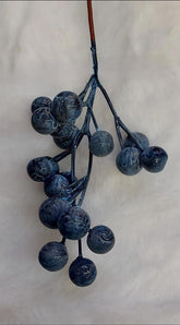 Crenguță artificială de Crăciun cu bobițe albastre 10/set